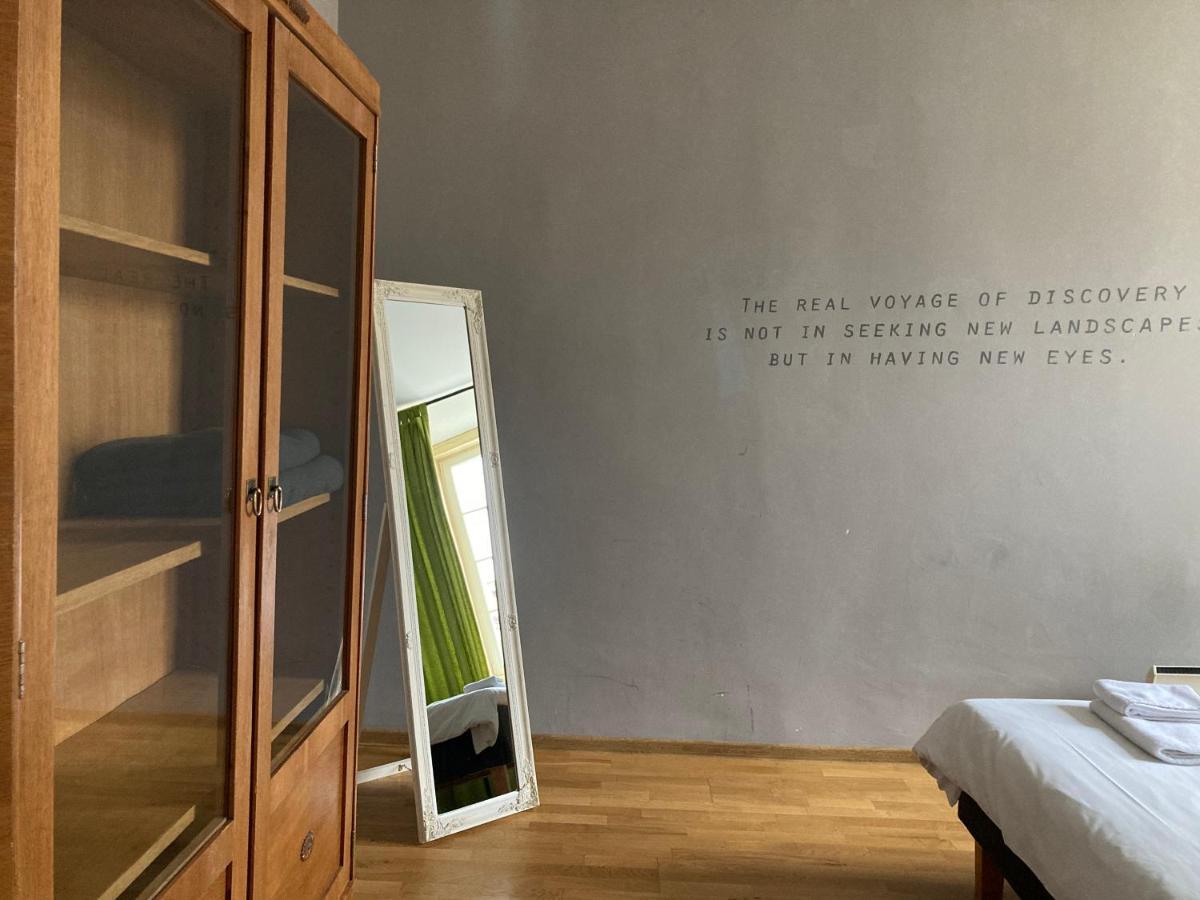 Bookinn B&B Welcome To Vilnius' Old Town Exteriör bild