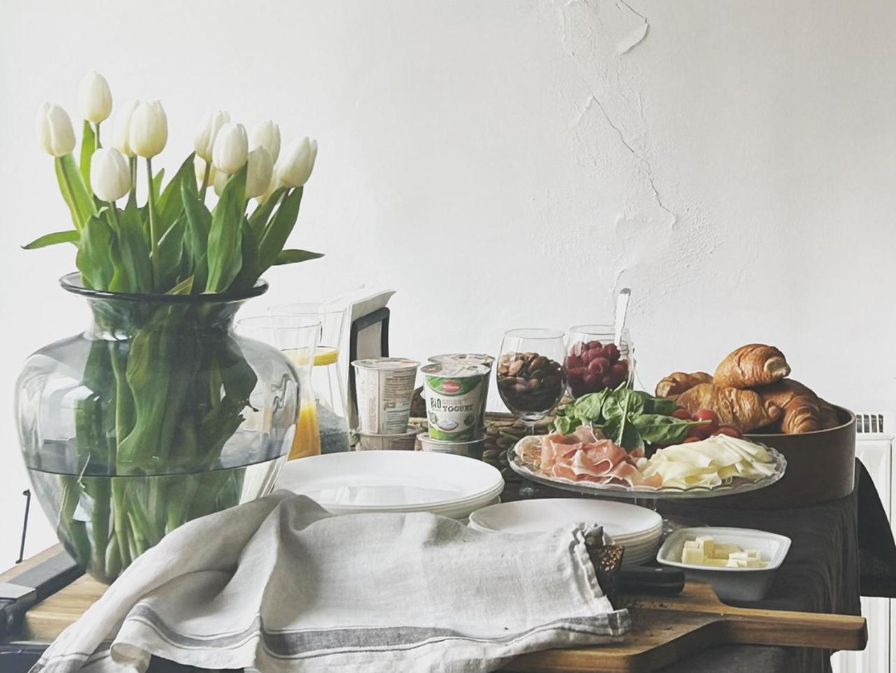 Bookinn B&B Welcome To Vilnius' Old Town Exteriör bild